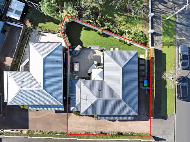 1/98 St Johns Road, Saint Johns