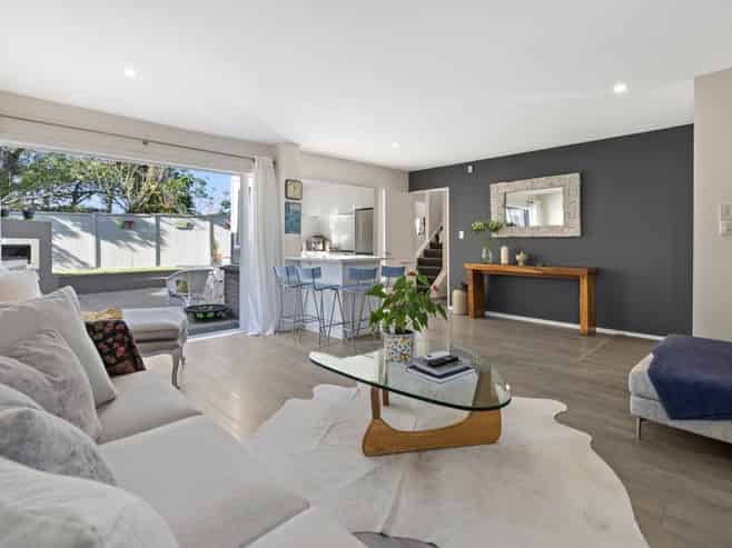 1/98 St Johns Road, Saint Johns