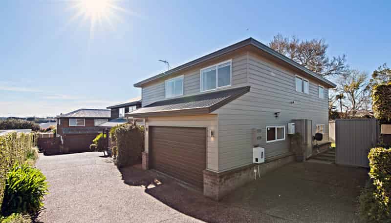 1/98 St Johns Road, Saint Johns