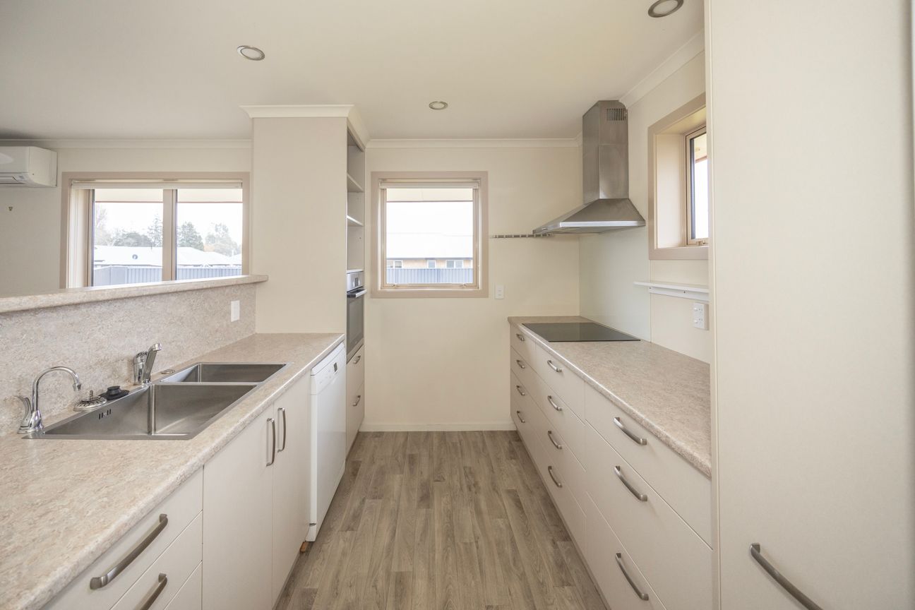 EASY-CARE LIVING AWAITS - Widok 4