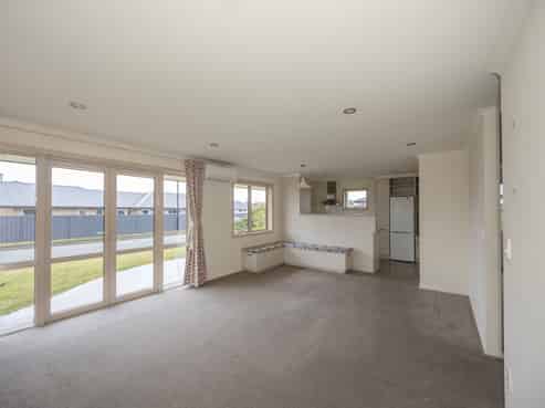 6 Stringer Crescent, Oamaru
