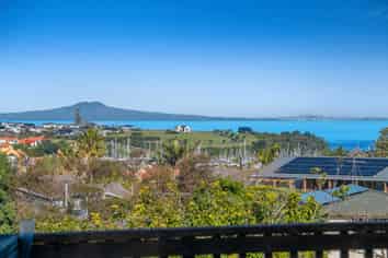 7D Mariner Drive, Gulf Harbour