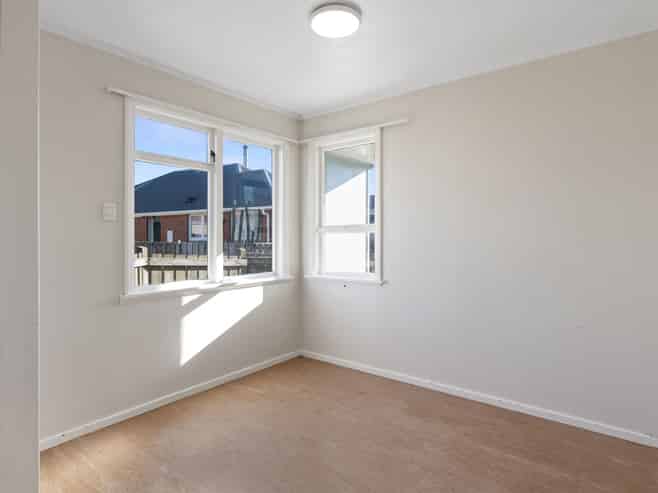 20 and 22 Bournemouth Crescent, Aranui