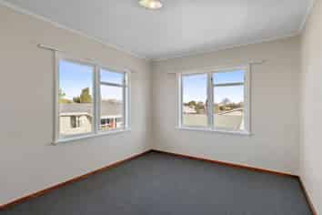 20 and 22 Bournemouth Crescent, Aranui