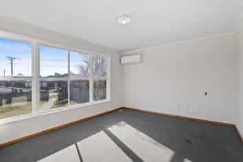 20 and 22 Bournemouth Crescent, Aranui