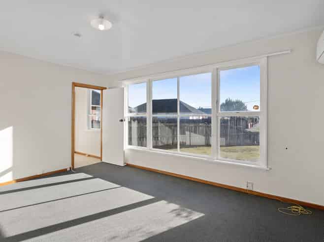 20 and 22 Bournemouth Crescent, Aranui