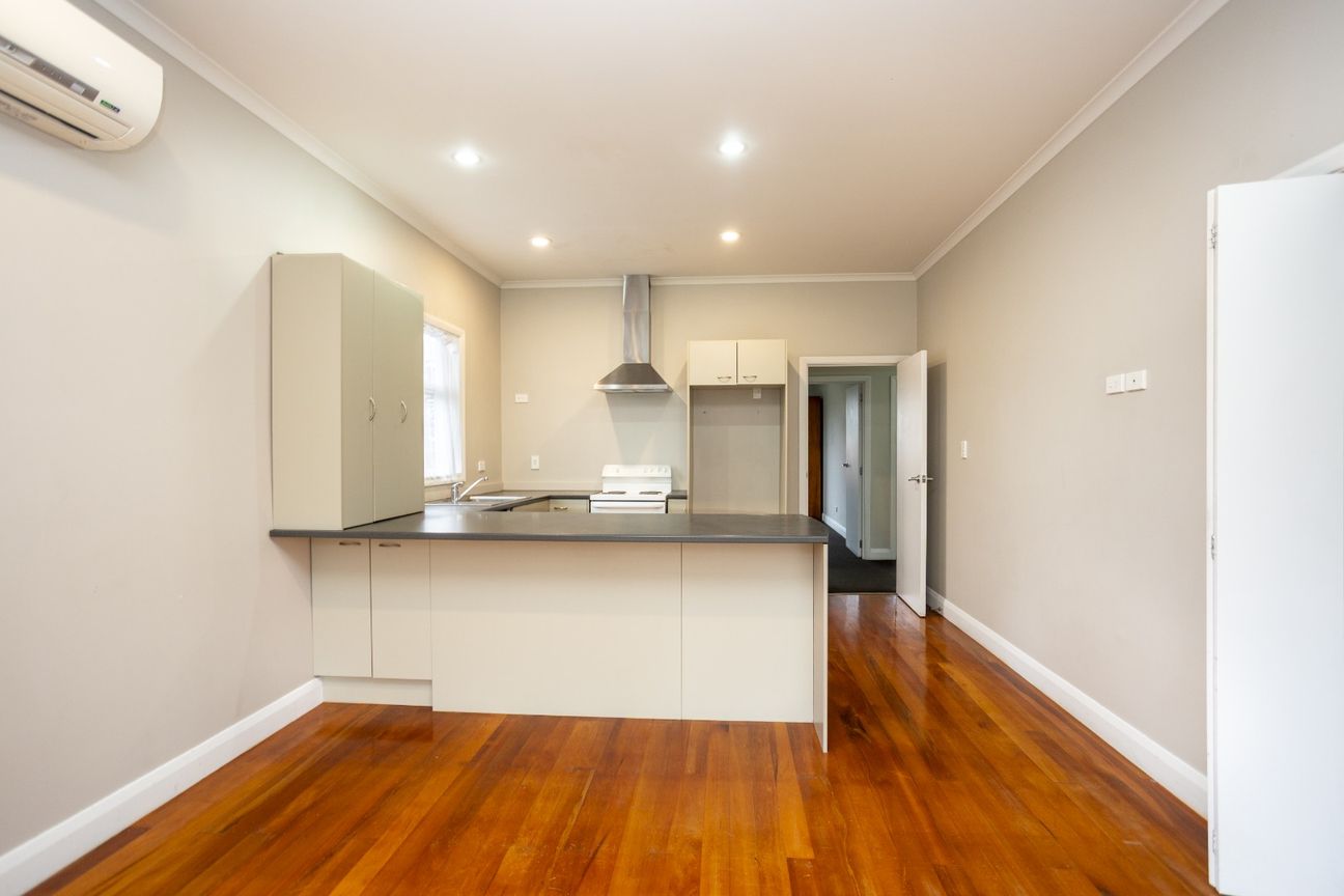 Spacious 3-Bedroom Home in Prime Riccarton Location - Widok 5