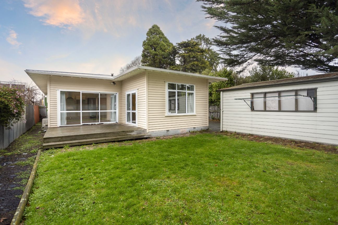 Spacious 3-Bedroom Home in Prime Riccarton Location - Widok 2