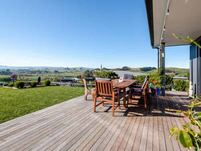 8 Country Lane, Waipawa