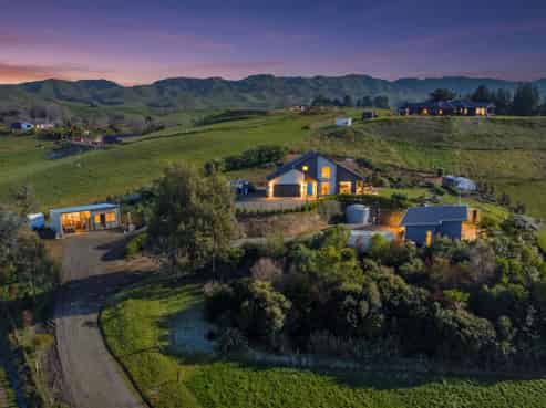 8 Country Lane, Waipawa