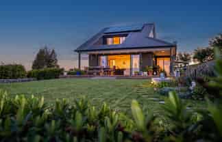 8 Country Lane, Waipawa