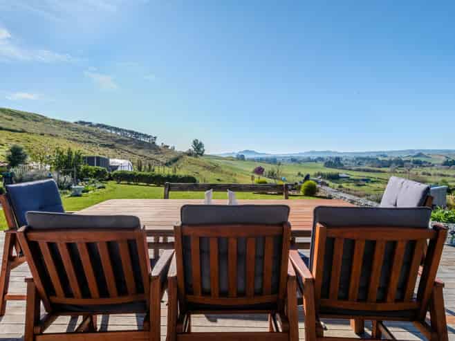 8 Country Lane, Waipawa
