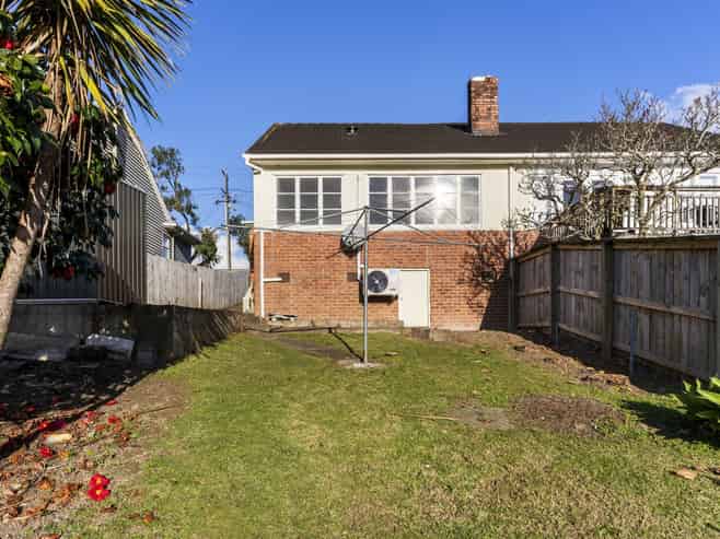 87 Walker Road, Point Chevalier