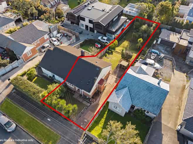 87 Walker Road, Point Chevalier