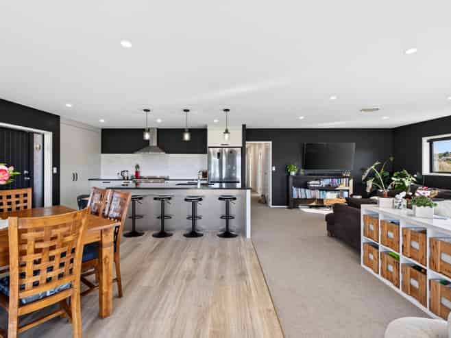 25 Lerwick Lane, Waimana