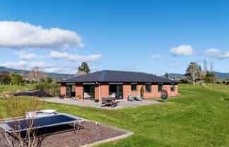 25 Lerwick Lane, Waimana