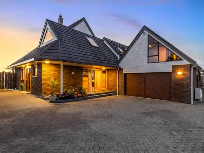 1B Kohutuhutu Road, Raumati Beach