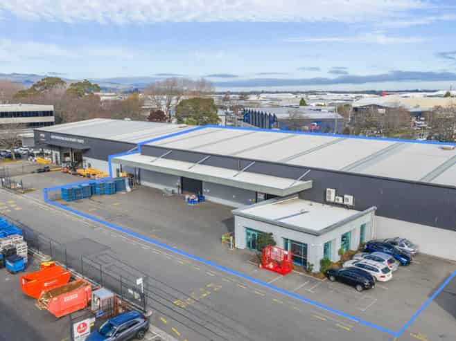 High-Profile Central Warehousing