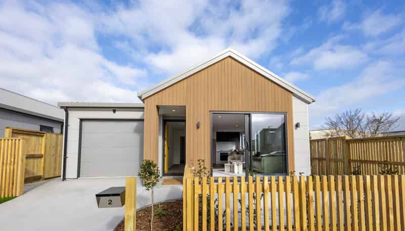 32 Jacks Landing Drive, Hamilton Lake
