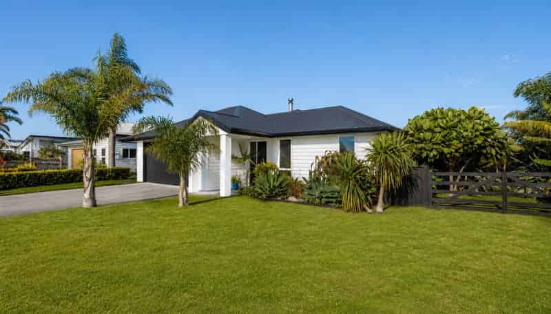 72 Hamilton Drive, Wainui