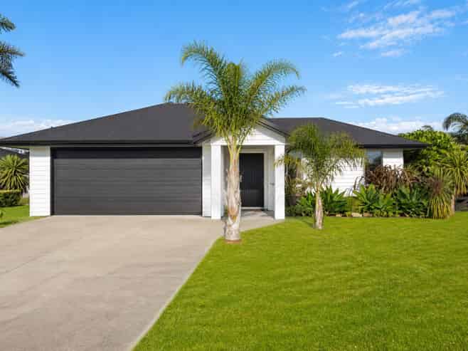 72 Hamilton Drive, Wainui