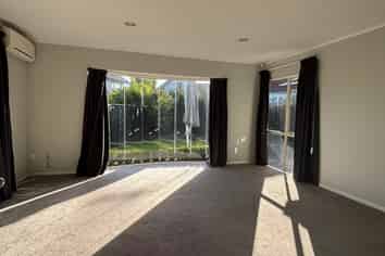 27 Windsong Court, Northpark