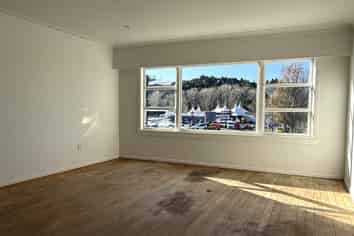 LIVE AND WORK IN THE HEART OF ALBANY VILLAGE
