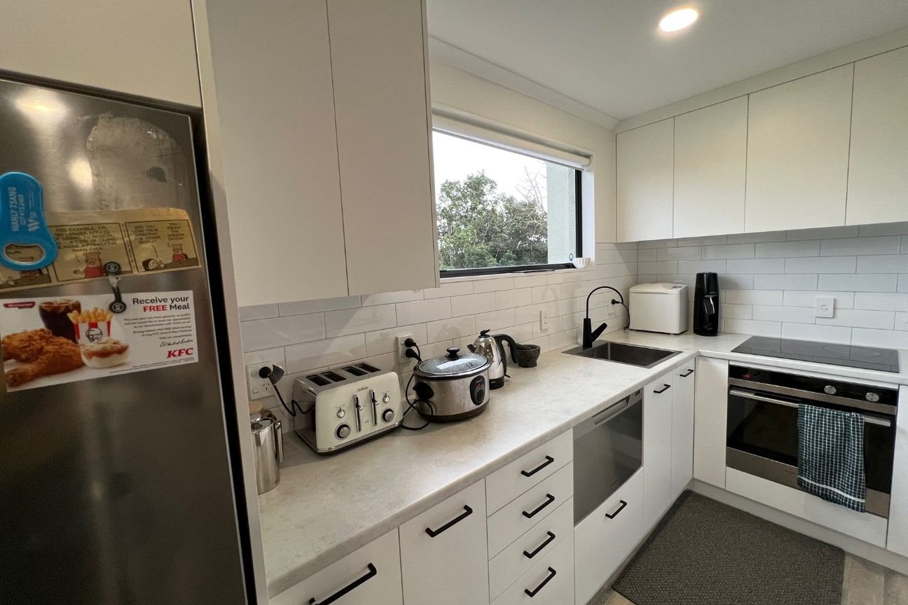 Modern, lock up and leave Townhouse - Widok 4