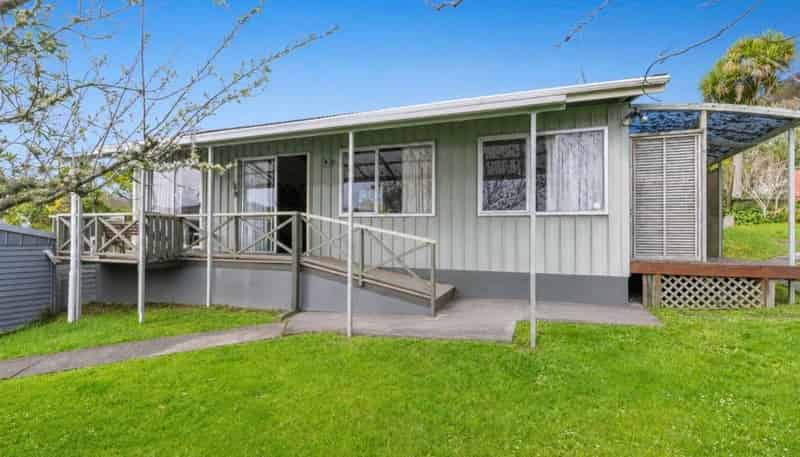 4 Miro Street, Helensville