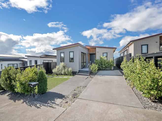 18 Canna Street, Flat Bush
