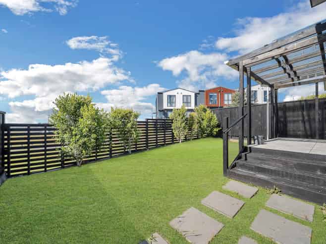 18 Canna Street, Flat Bush