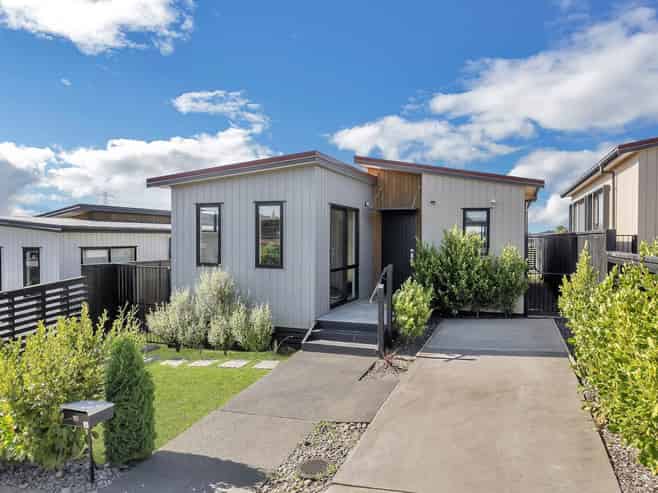 18 Canna Street, Flat Bush