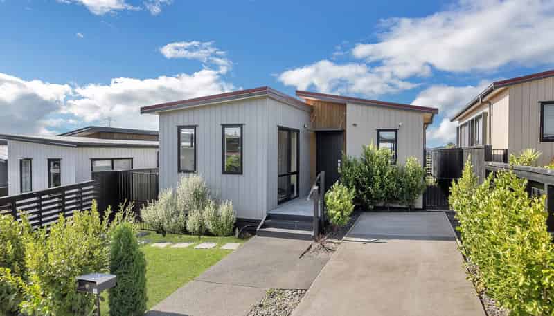 18 Canna Street, Flat Bush