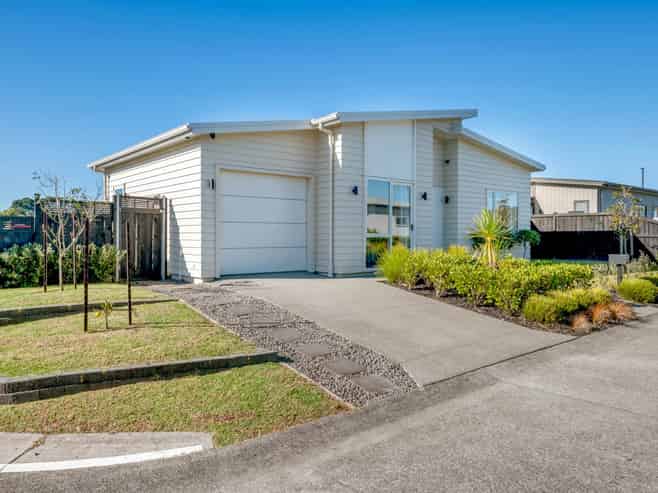22b Cadwil Drive, Beachlands