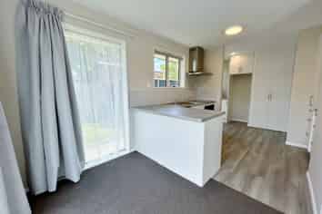 2/481 Barrington St, Addington