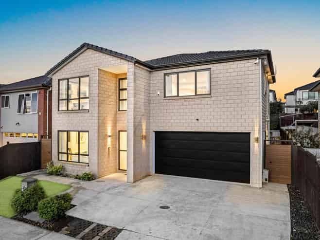 10 Demeter Street, Flat Bush