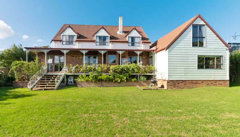 80 Highland Park Drive, Highland Park