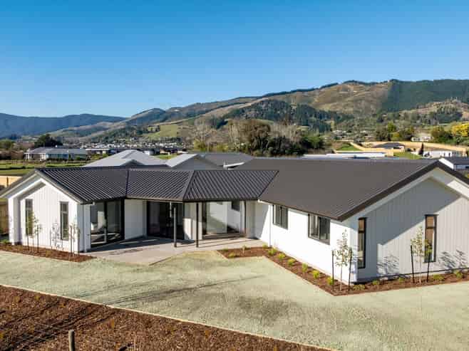 38 Hallmark Drive, Richmond