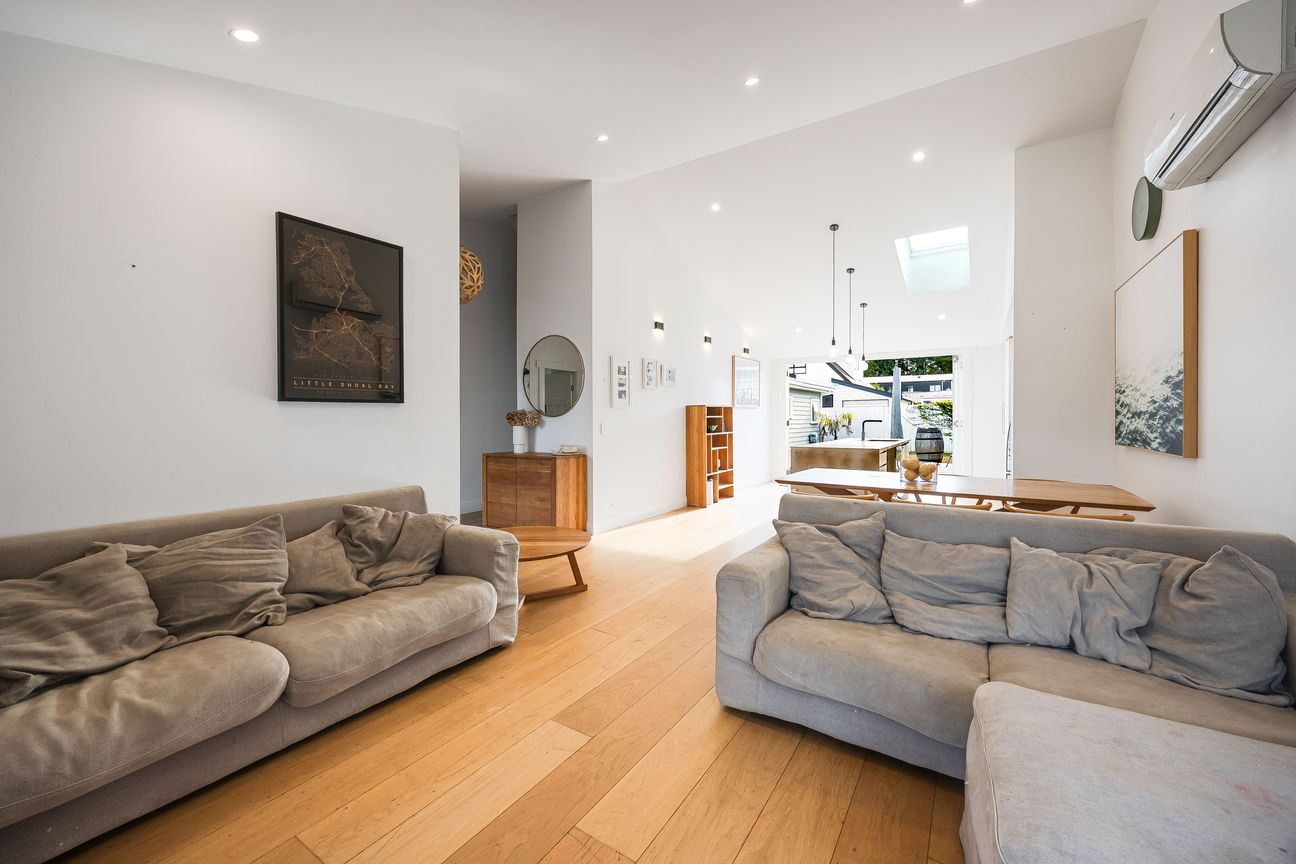 REIMAGINED CHARACTER BUNGALOW - Veel