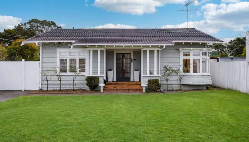 9 Ocean View Road, Hillcrest