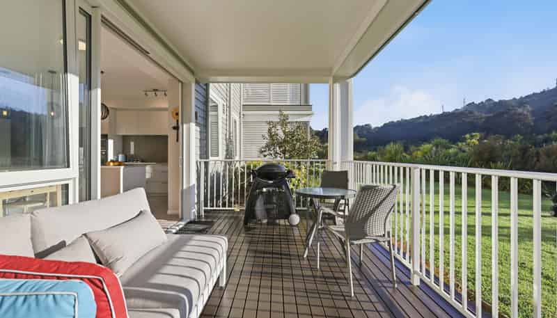 122 Eaves Bush Parade, Orewa