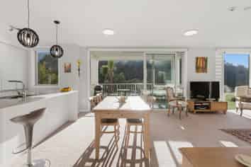 122 Eaves Bush Parade, Orewa