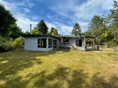422 Motukawa Road , Inglewood