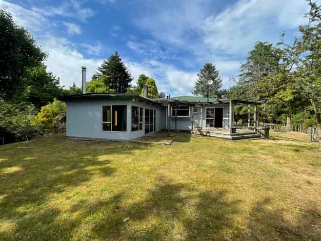 422 Motukawa Road , Inglewood
