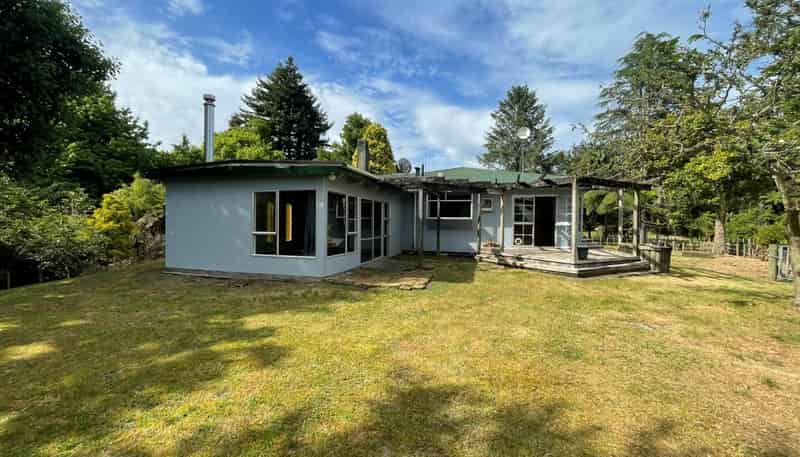 422 Motukawa Road , Inglewood