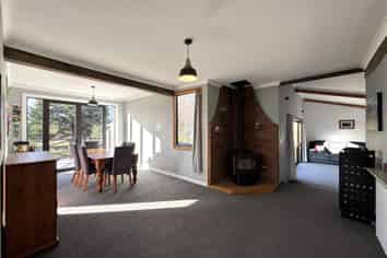 51 Allan Street, CLINTON