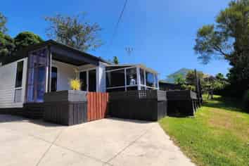 1 Nikorima Street, Urenui