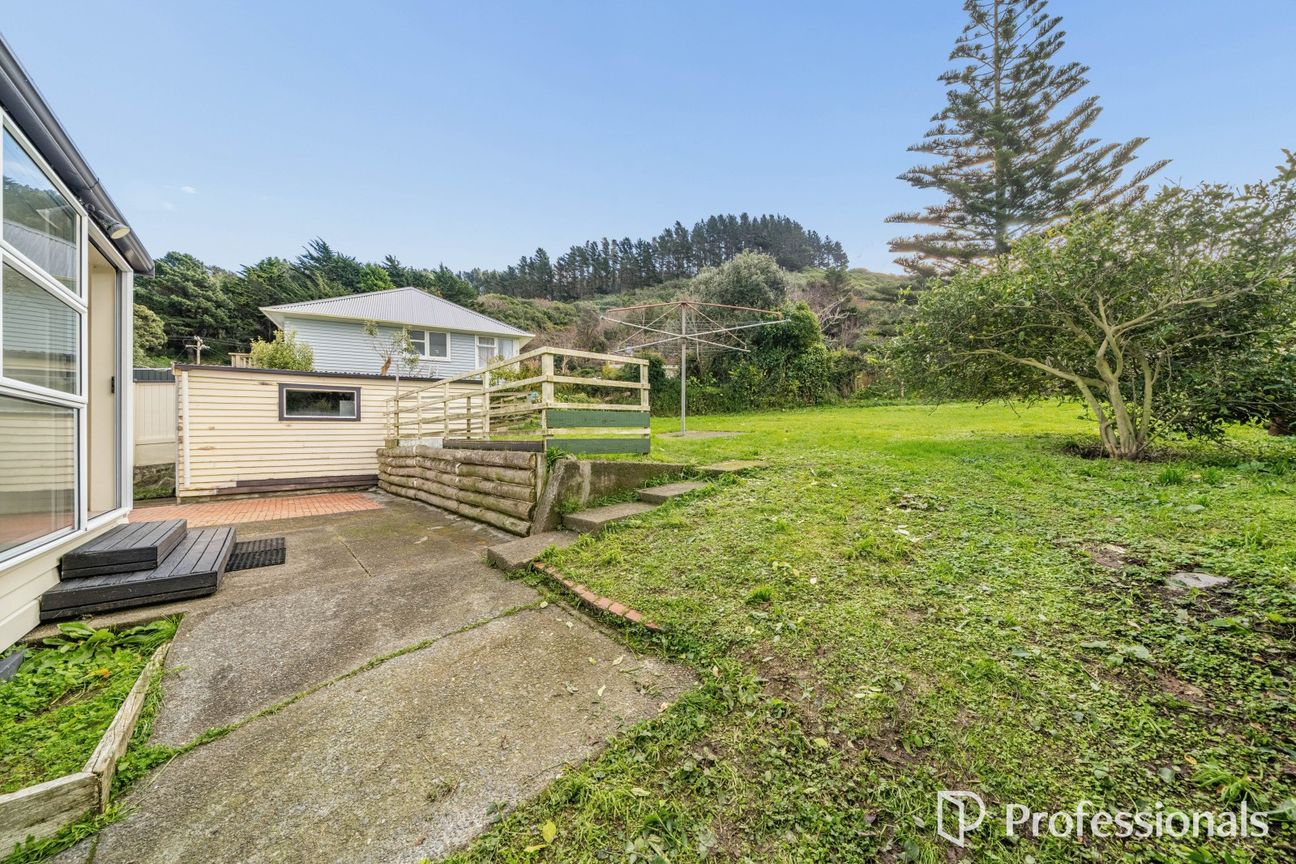 Classic 1960's Treasure - Highly Sought After! - Vista 3