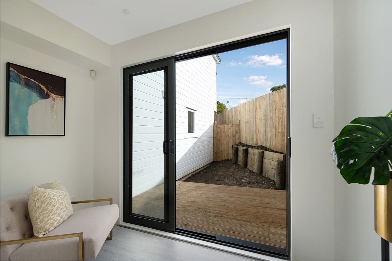 Not Your Usual Townhouse - Freehold, Near New – pohled 5