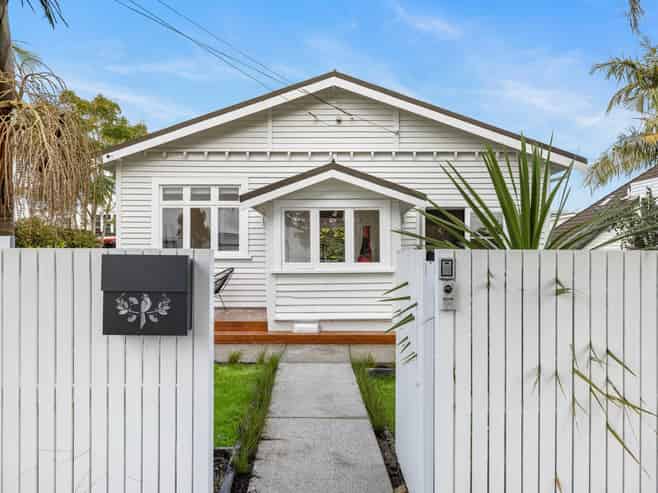 22 Wright Road, Point Chevalier